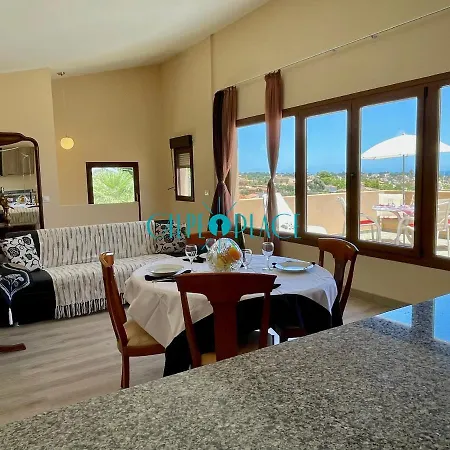 Moscatel Apartamento En Chalet Con Piscina Compartida *